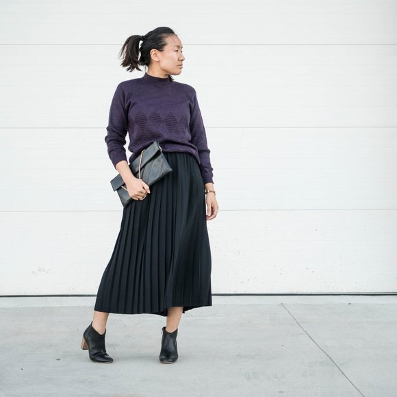 Vintage Pleated Skirt - Picture 3 of 7